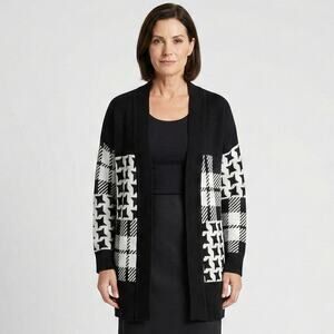 VTG Sweater Bazaar Womens Black/White Plaid Geometric Long Cardigan Size Small